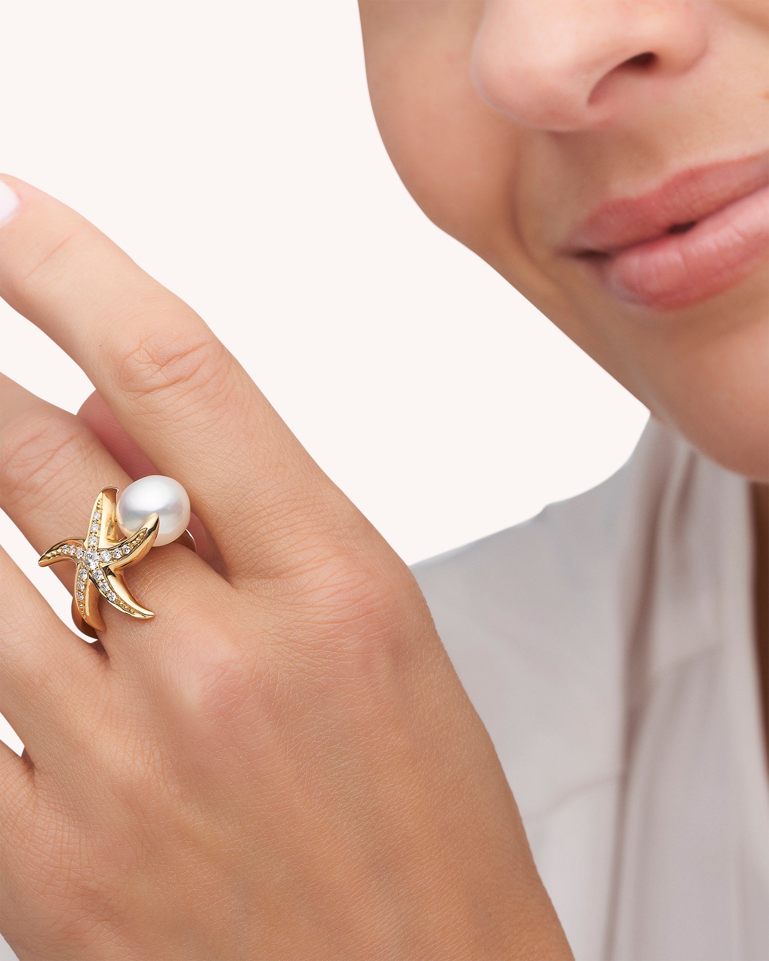 Embrace the Sea Pearl Ring | 10mm Keshi Pearl, Diamonds, and Yellow Gold 4